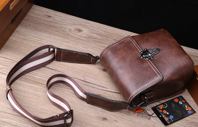 Bolsa Mensajera de Cuero para Celular - Estilo Versátil Todo Uso - Image 3