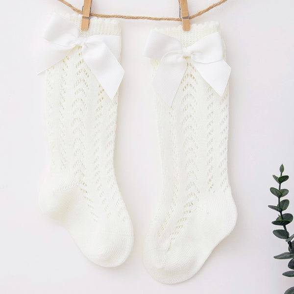 Calcetines para Bebé con Lazo Suelto y Detalles Calados