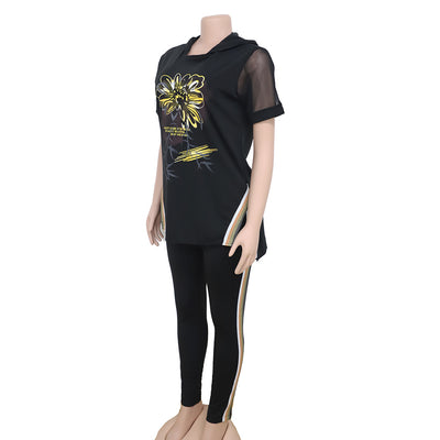 Conjunto de Dos Piezas: Camiseta Suelta y Pantalón Capri - Image 9
