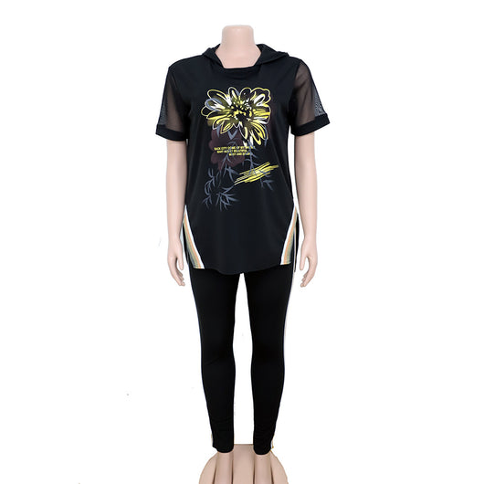 Conjunto de Dos Piezas: Camiseta Suelta y Pantalón Capri - Image 4