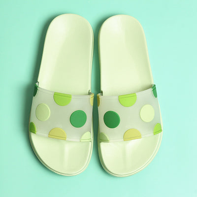Pantuflas Transparentes con Lunares y Diseño Infantil Antideslizantes - Image 6