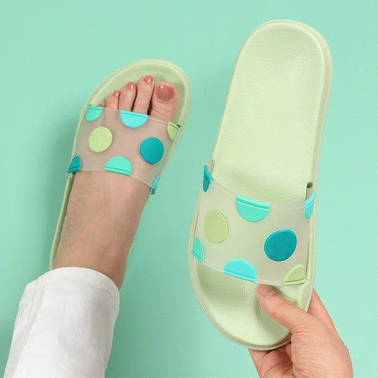 Pantuflas Transparentes con Lunares y Diseño Infantil Antideslizantes - Image 4