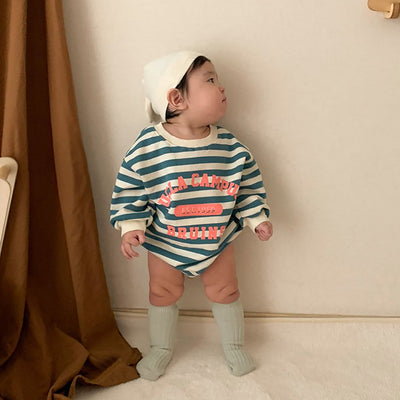 Pijama Enterizo Bebé Rayas con Monograma y Capucha - Image 6