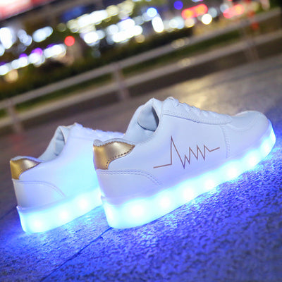 Zapatillas LED con Carga USB - Zapatos Luminosos para Mujer - Image 9
