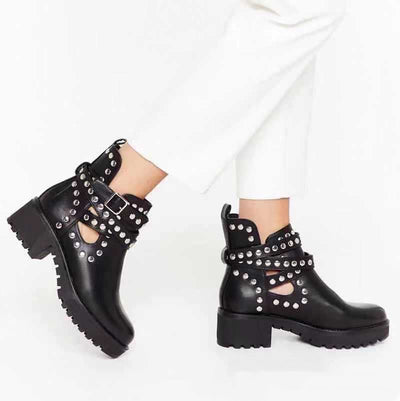 Botas Martin Talla Grande con Tachuelas y Detalles Hueco - Diseño Sólido - Image 10