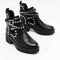 Botas Martin Talla Grande con Tachuelas y Detalles Hueco - Diseño Sólido