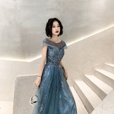Vestido de Noche Elegante de Lujo con Detalles Estructurados - Image 11