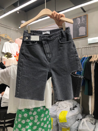 Shorts de Mezclilla Rectos con Detalles Personalizados - Image 9