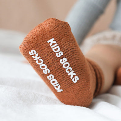 Calcetines Antideslizantes para Bebé Otoño-Invierno con Suela de Agarre - Image 13