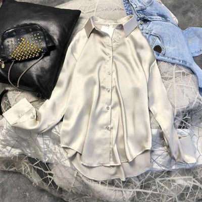 Blusa Satinada Coreana Corte Holgado