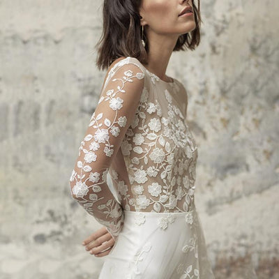 Jumpsuit Elegante de Encaje Transparente con Mangas Largas y Capa Superpuesta - Image 8