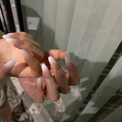 Parches de Uñas Hechos a Mano Rina - Manicura Perfecta Lista para Usar - Image 4