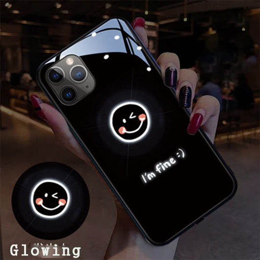 Funda para iPhone con Cara Sonriente y Flash LED Interactivo - Image 5