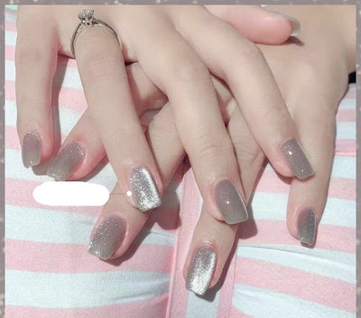 Esmalte de Uñas Efecto Ojo de Gato con Cristales de Té con Leche - Image 10
