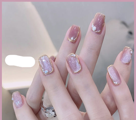 Esmalte de Uñas Efecto Ojo de Gato con Cristales de Té con Leche - Image 12