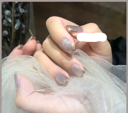 Esmalte de Uñas Efecto Ojo de Gato con Cristales de Té con Leche - Image 20