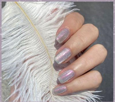 Esmalte de Uñas Efecto Ojo de Gato con Cristales de Té con Leche - Image 49