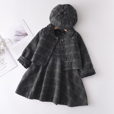 Conjunto de 3 Piezas: Chaleco, Falda y Abrigo de Lana con Boina - Image 8