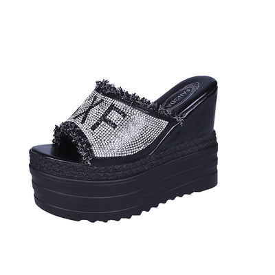 Sandalias Plataforma con Tacón Cuña y Detalles de Strass - Image 5