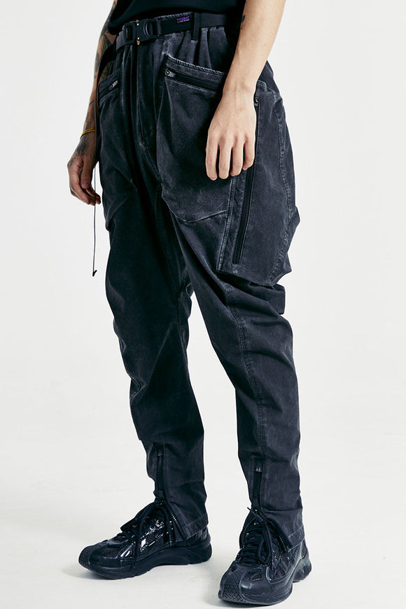 Pantalones Corte Pierna con Múltiples Bolsillos, Teñido Degradado y Detalles Rotos