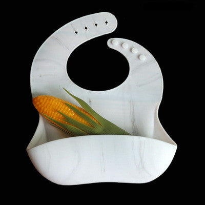 Babero de Silicona Suave para Bebé - Ligero e Impermeable - Image 3