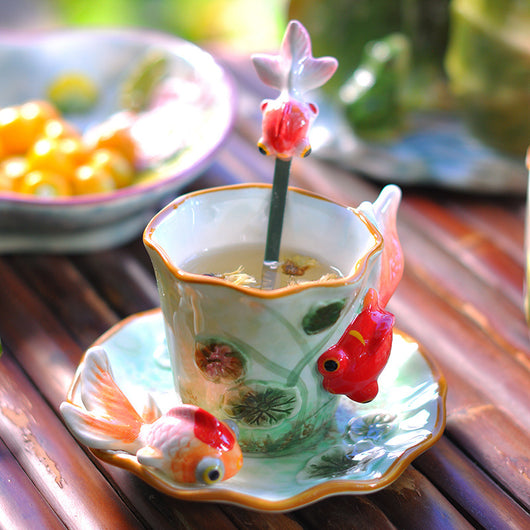 Tazas de Té con Diseños de Plantas y Animales en Cerámica - Image 10