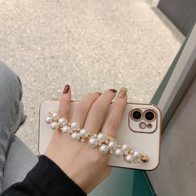 Funda iPhone con Cadena de Perlas Electrochapadas - Compatible con iPhone 12, 11, Pro Max y X - Image 9