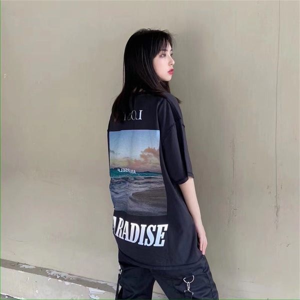 Camiseta Oversize Unisex con Detalles Reflectantes - Estilo BF Moderno