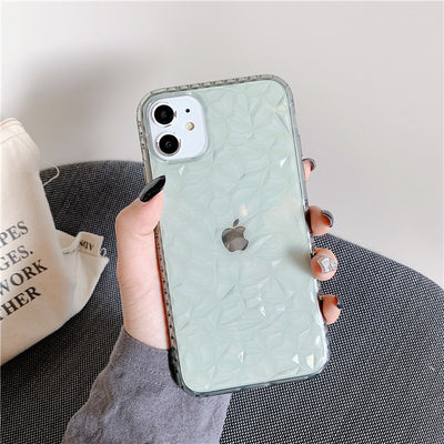 Funda Transparente con Patrón de Diamante para Celular - Image 3