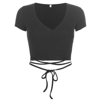 Playera Escotada con Cruces Laterales Efecto Reductor - Image 13