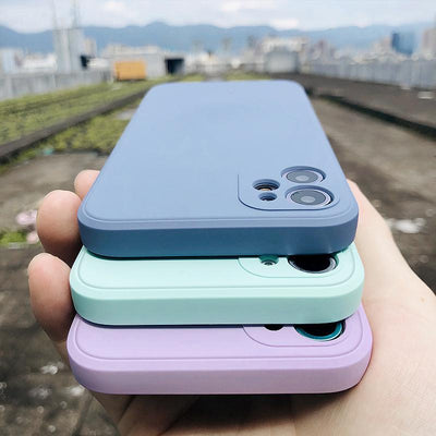 Funda de Silicona Líquida Compatible con Apple - Diseño Cubo Rubik