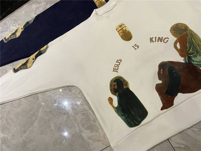 Suéter Holgado Jesus is King - Comodidad y Estilo Relajado - Image 3
