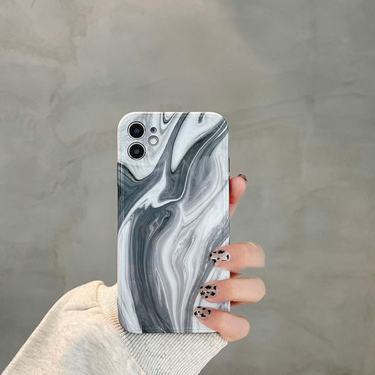 Funda para iPhone con Diseño Artístico Minimalista en Blanco y Negro - Image 6