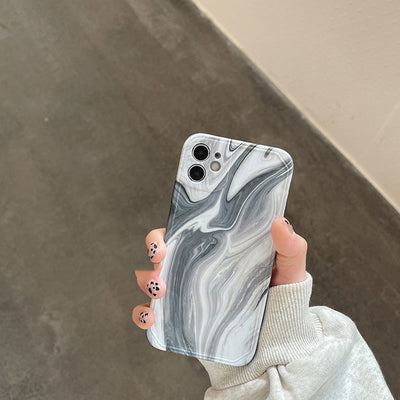 Funda para iPhone con Diseño Artístico Minimalista en Blanco y Negro - Image 4