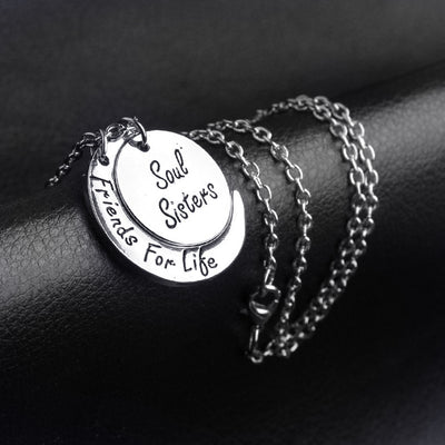 Collar Hermanas del Alma Amigas de Por Vida - Diseño Hueco de Estrella y Luna - Image 4