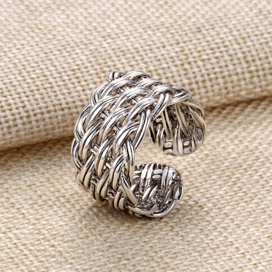 Anillo Trenzado Retro con Diseño Cruzado - Image 3