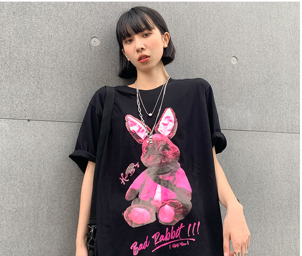 Camiseta Unisex con Estampado Alfanumérico Tendencia Nacional