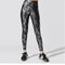 Pantalones Deportivos Ajustados con Estampado Serpiente Bronce