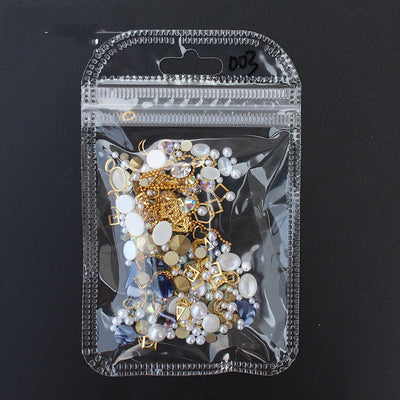 Adornos de Uñas con Cadena Metálica, Remaches y Perlas - Image 3