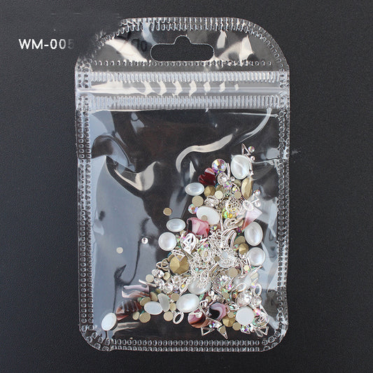Adornos de Uñas con Cadena Metálica, Remaches y Perlas - Image 2