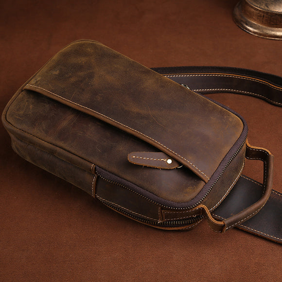 Pequena Bolsa de Peito Masculina em Couro de Cavalo Premium