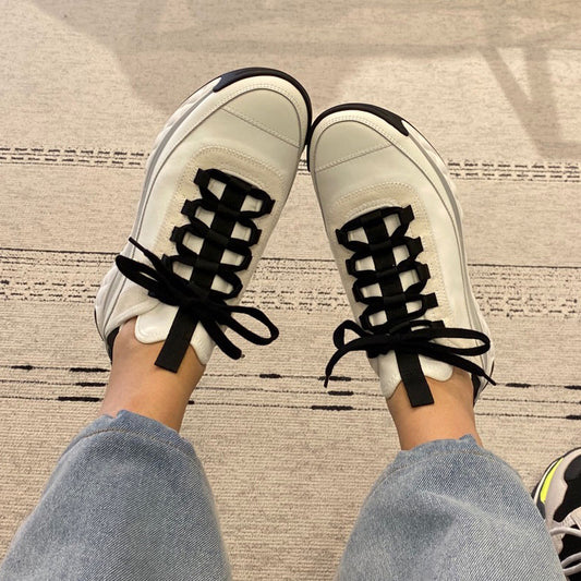 Zapatos Blancos Clásicos de Cuero Genuino - Estilo Minimalista Versátil