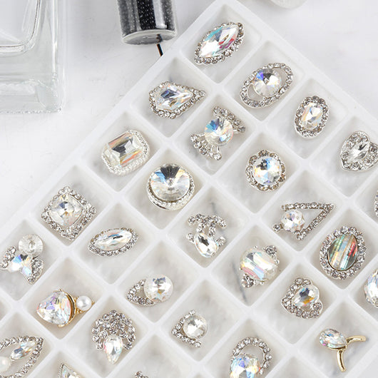 Set de Decoración de Uñas con Diamantes de Lujo - Joyas Brillantes Mixtas - Image 4