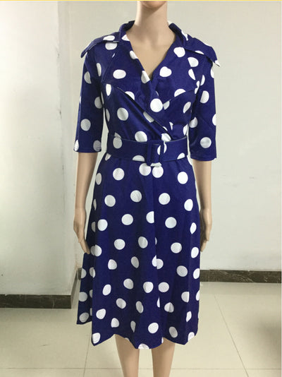 Traje de Vestir con Cuello de Lunares y Cinturón Talla Grande - Image 7