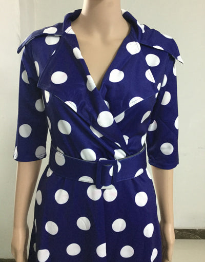 Traje de Vestir con Cuello de Lunares y Cinturón Talla Grande - Image 8