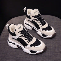 Zapatillas Deportivas Casuales con Cordones - Diseño Versátil para Cualquier Outfit - Image 7