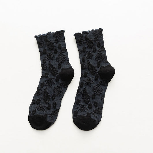 Calcetines Retro Japoneses de Encaje Media Caña para Otoño e Invierno - Image 10