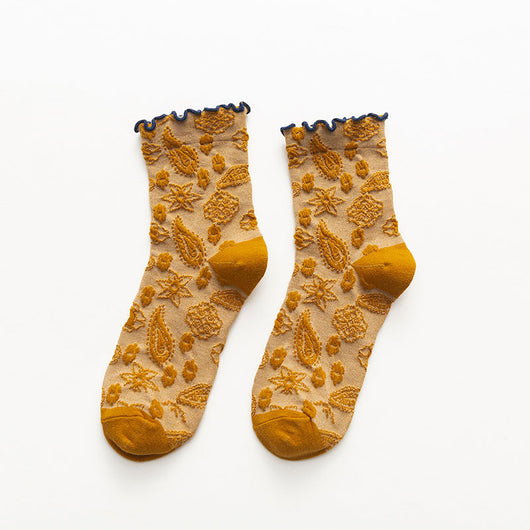 Calcetines Retro Japoneses de Encaje Media Caña para Otoño e Invierno - Image 13