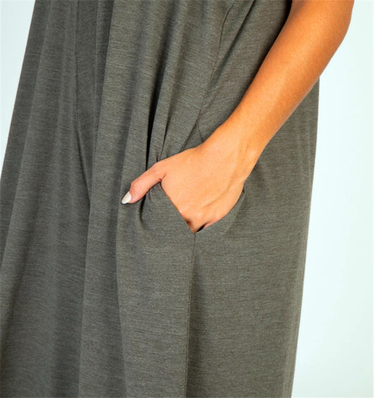 Jumpsuit sin Mangas con Bolsillos - Diseño Elegante y Versátil - Image 6