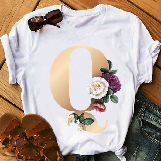 Remera Estampada con 26 Letras Doradas para Mujer - Image 17